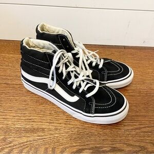 Vans | Unisex High Top Classic Black Skater Shoe Size Women’s 6.5/Men’s 5